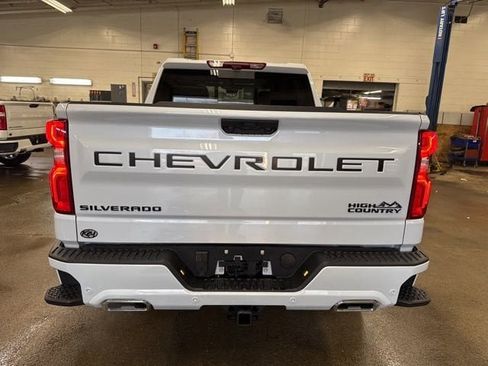 New 2026 Chevrolet Silverado 1500 High Country w/ Technology Package AWD/4WD image 5