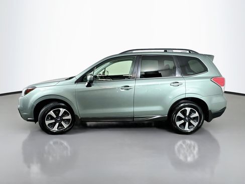 Used 2017 Subaru Forester 2.5i Limited w/ Protection Package #2 AWD/4WD image 4