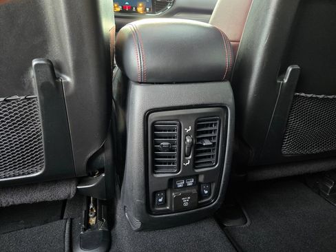 Used 2023 Dodge Durango R/T AWD/4WD image 34