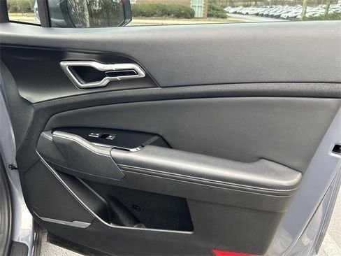 Certified 2023 Kia Sportage EX image 21