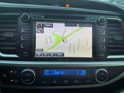 Used 2015 Toyota Highlander Limited Platinum image 22