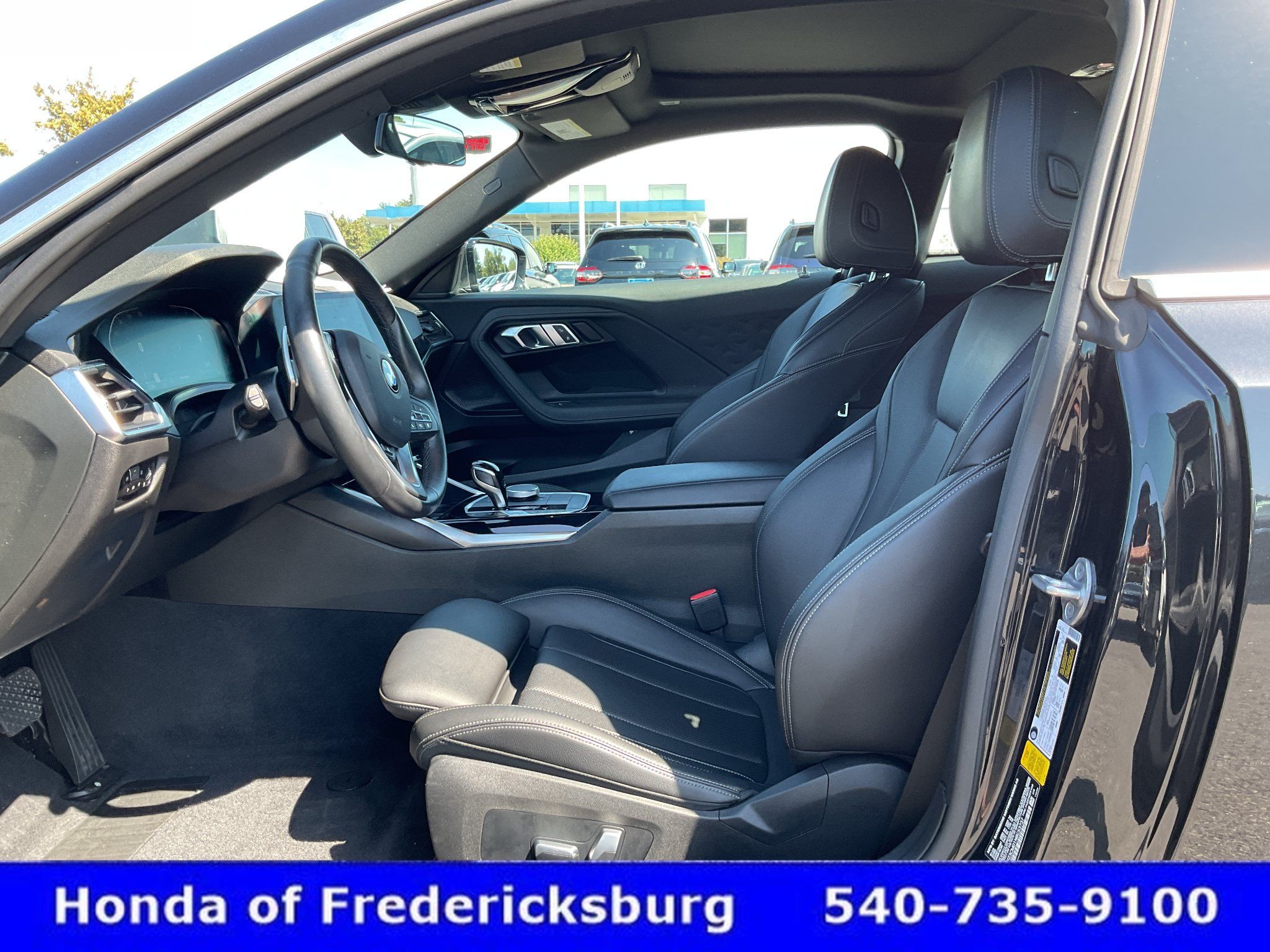 Used 2022 BMW 230i Coupe w/ Premium Package 2 RWD image 17