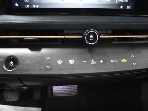 Certified 2023 Nissan Ariya AWD/4WD image 21