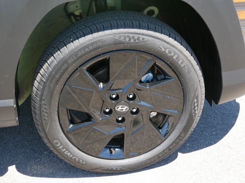 Certified 2026 Hyundai Kona SEL Sport AWD/4WD image 15