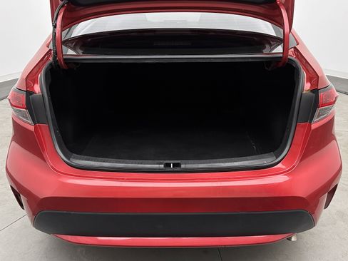 Used 2021 Toyota Corolla LE image 28