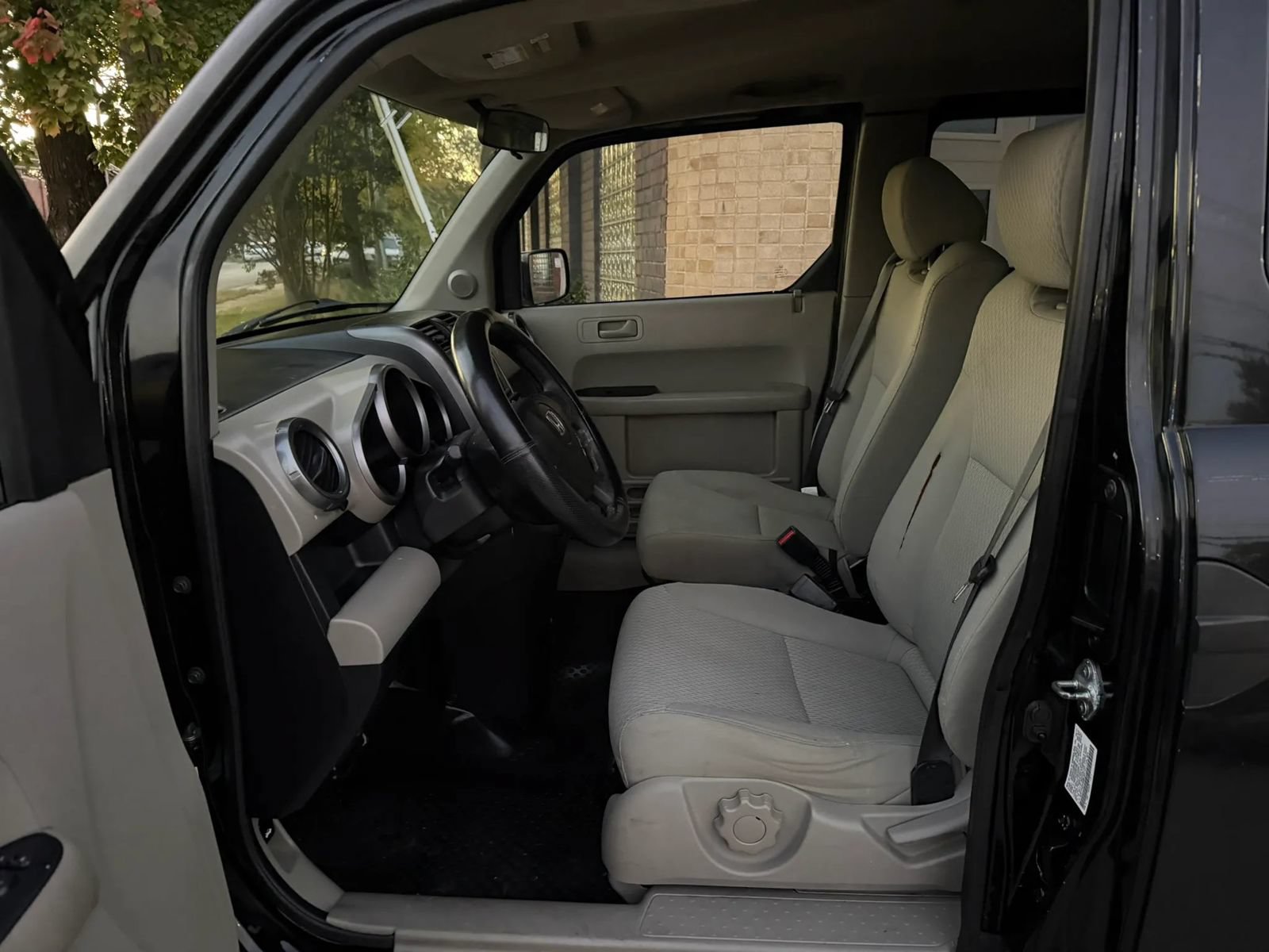 Used 2011 Honda Element LX image 11