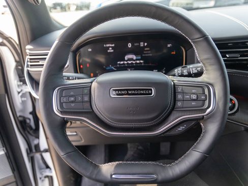 New 2026 Jeep Grand Wagoneer Summit AWD/4WD image 30