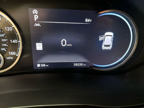 Used 2024 Genesis GV70 2.5T Advanced w/ Advanced Package image 17