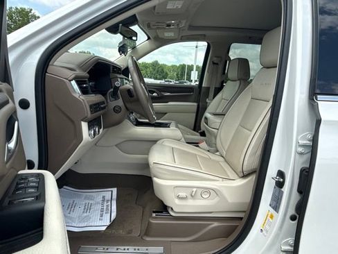 Used 2022 GMC Yukon Denali AWD/4WD image 14
