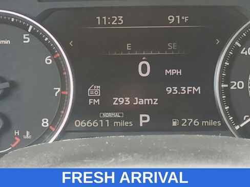 Used 2025 Mitsubishi Outlander SE AWD/4WD image 25