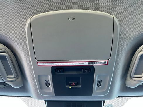 Used 2025 Toyota Camry LE image 16