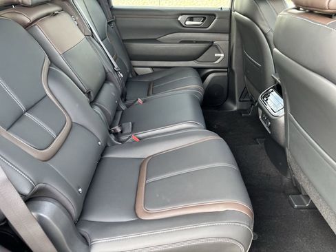 New 2026 Nissan Armada SL image 11