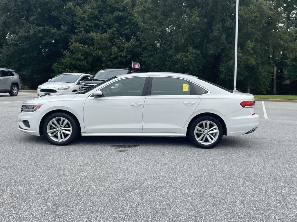 Used 2020 Volkswagen Passat 2.0T SE w/ Sunroof Package FWD image 4