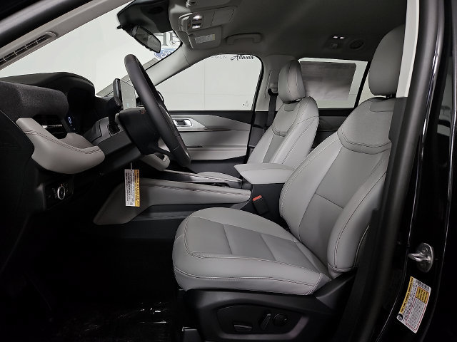 Used 2026 Ford Explorer Active w/ Active Comfort Package RWD image 13
