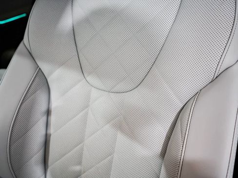 Used 2023 BMW X5 sDrive40i w/ Parking Assistance Package image 26