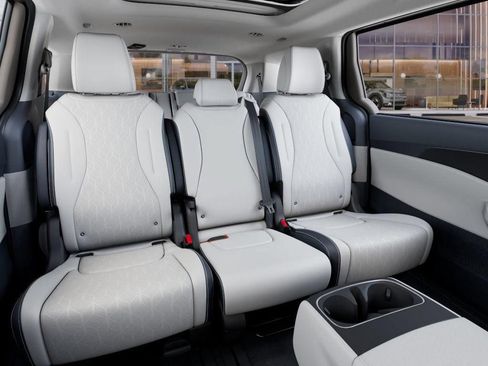 New 2026 Kia Carnival SX w/ SX Dark Edition Package FWD image 16