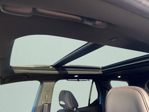 Used 2024 Honda Pilot TrailSport image 9