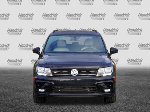 Used 2021 Volkswagen Tiguan SE R-Line image 3
