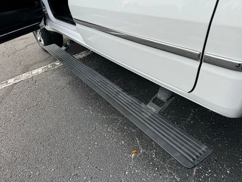 Used 2019 RAM 1500 Limited image 15