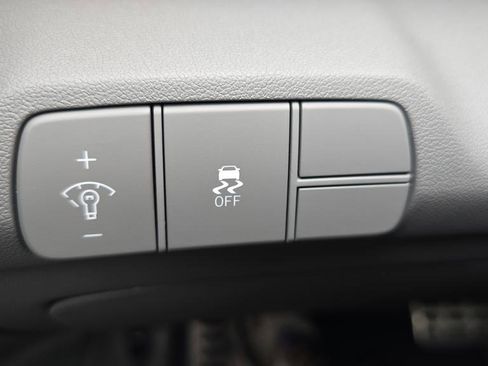New 2026 Hyundai Elantra Sport FWD image 10