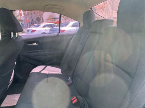 Used 2021 Toyota Corolla LE w/ Carpet Mat Package (TMS) FWD image 5