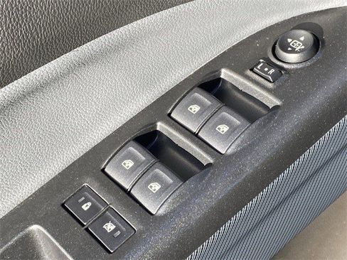 Certified 2022 Chevrolet Colorado Z71 w/ Safety Package image 24