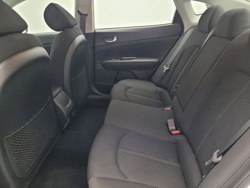 Used 2019 Kia Optima LX image 18