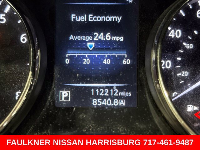 Used 2016 Nissan Rogue SV w/ SV Premium Package AWD/4WD image 9