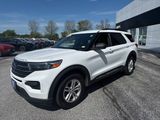 Used 2020 Ford Explorer XLT w/ Comfort Package image 3