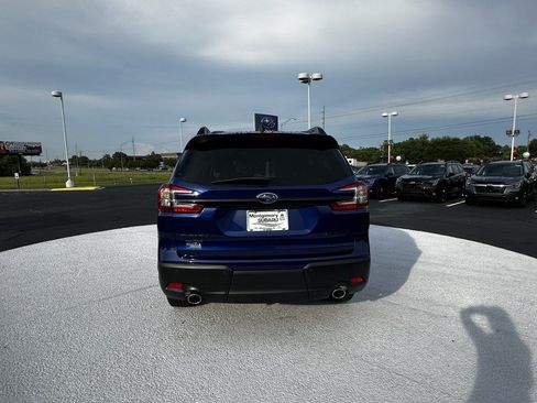 Certified 2026 Subaru Ascent Premium w/ Popular Package #2 AWD/4WD image 6