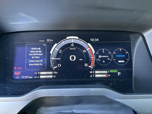 Used 2025 Toyota Tundra Limited image 25