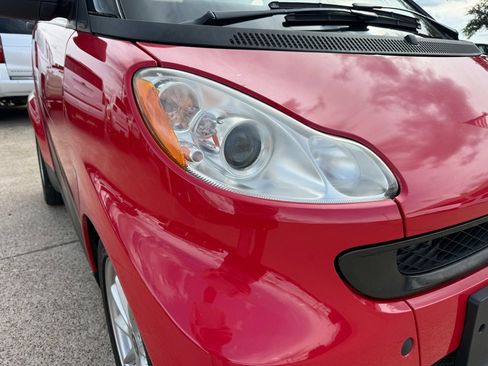 Used 2009 smart fortwo passion RWD image 10