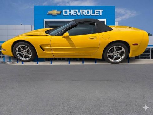 Used 2004 Chevrolet Corvette Convertible w/ Preferred Equipment Group image 30