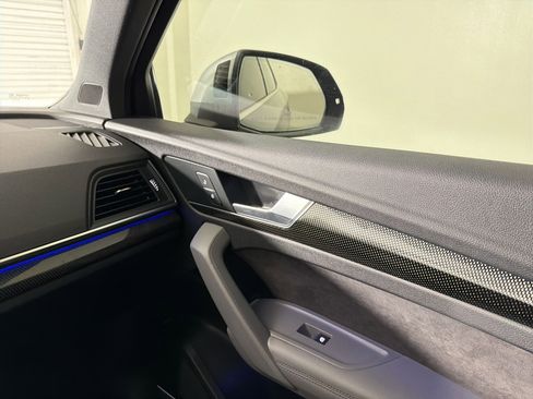 Used 2018 Audi SQ5 Prestige w/ Prestige Package AWD/4WD image 24