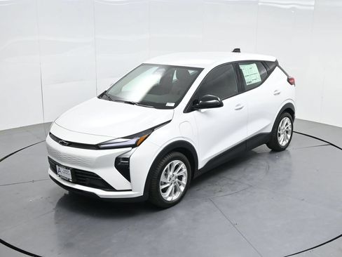 New 2027 Chevrolet Bolt LT w/ Comfort Package FWD image 57
