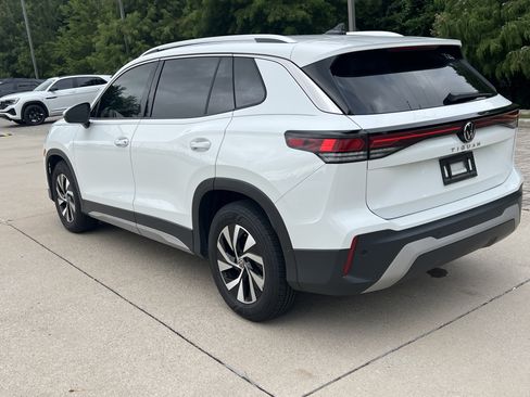 Certified 2026 Volkswagen Tiguan S FWD image 7