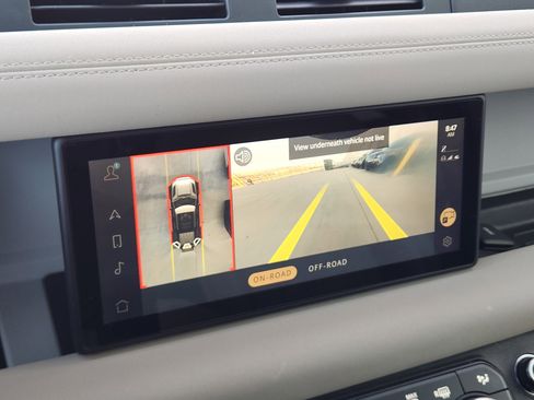 Used 2021 Land Rover Defender 110 SE image 18