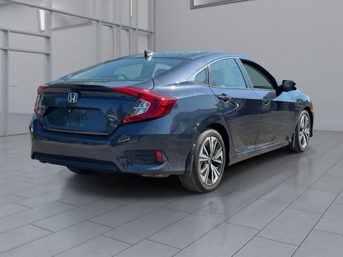 Used 2017 Honda Civic EX-T image 6