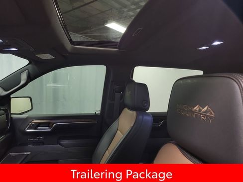 Used 2023 Chevrolet Silverado 1500 High Country w/ High Country Premium Package image 13