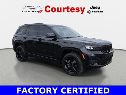 Certified 2023 Jeep Grand Cherokee Altitude AWD/4WD image 1