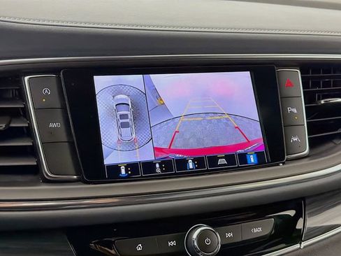 Used 2024 Buick Enclave Premium image 16