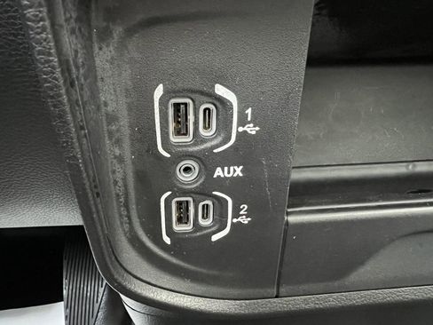 Used 2022 RAM 5500 Tradesman image 13