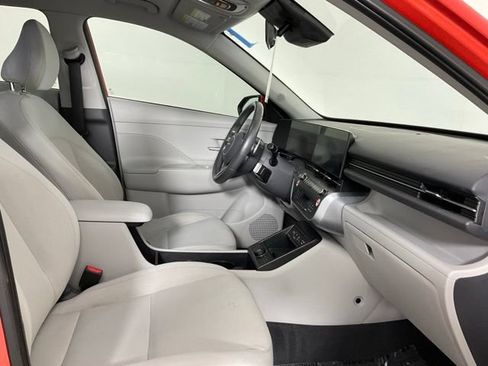 Used 2024 Hyundai Kona SEL w/ Convenience Package FWD image 15