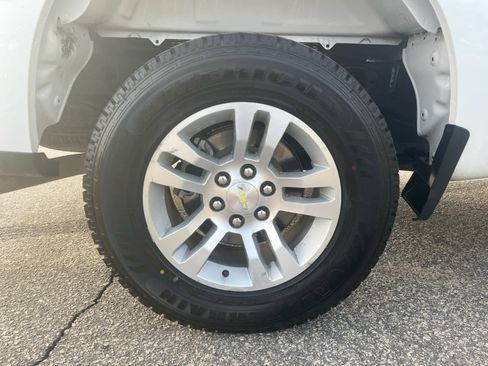 Used 2023 Chevrolet Silverado 1500 LT image 31