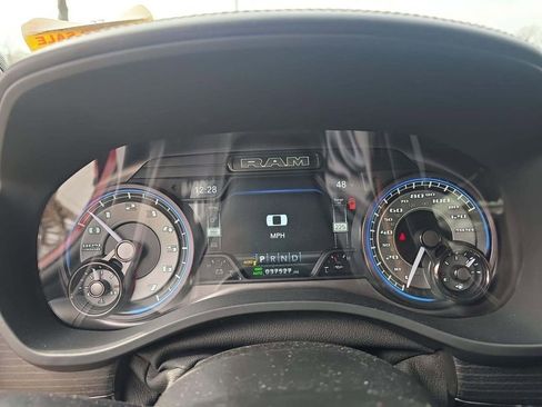 Used 2022 RAM 1500 Limited w/ Night Edition image 9