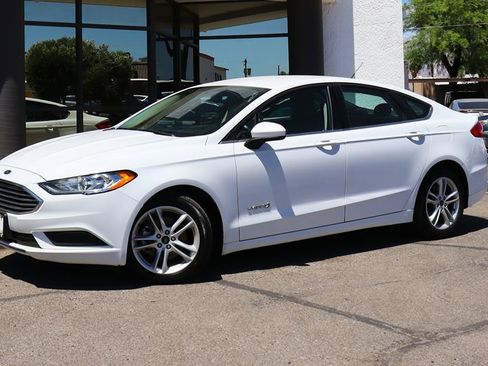 Used 2018 Ford Fusion S FWD image 3