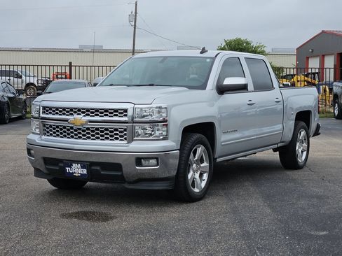 Used 2015 Chevrolet Silverado 1500 LT w/ LT Convenience Package RWD image 4