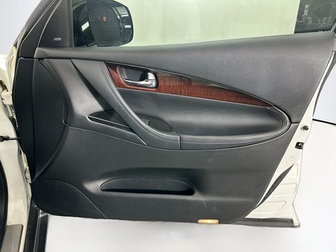 Used 2017 INFINITI QX50 AWD w/ Technology Package image 32