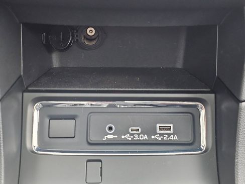 Used 2023 Subaru Ascent Onyx Edition image 16