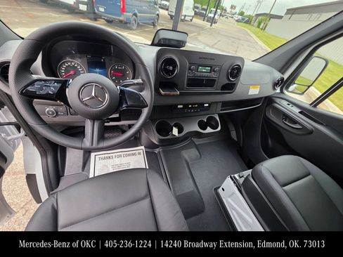New 2026 Mercedes-Benz Sprinter 2500 image 11